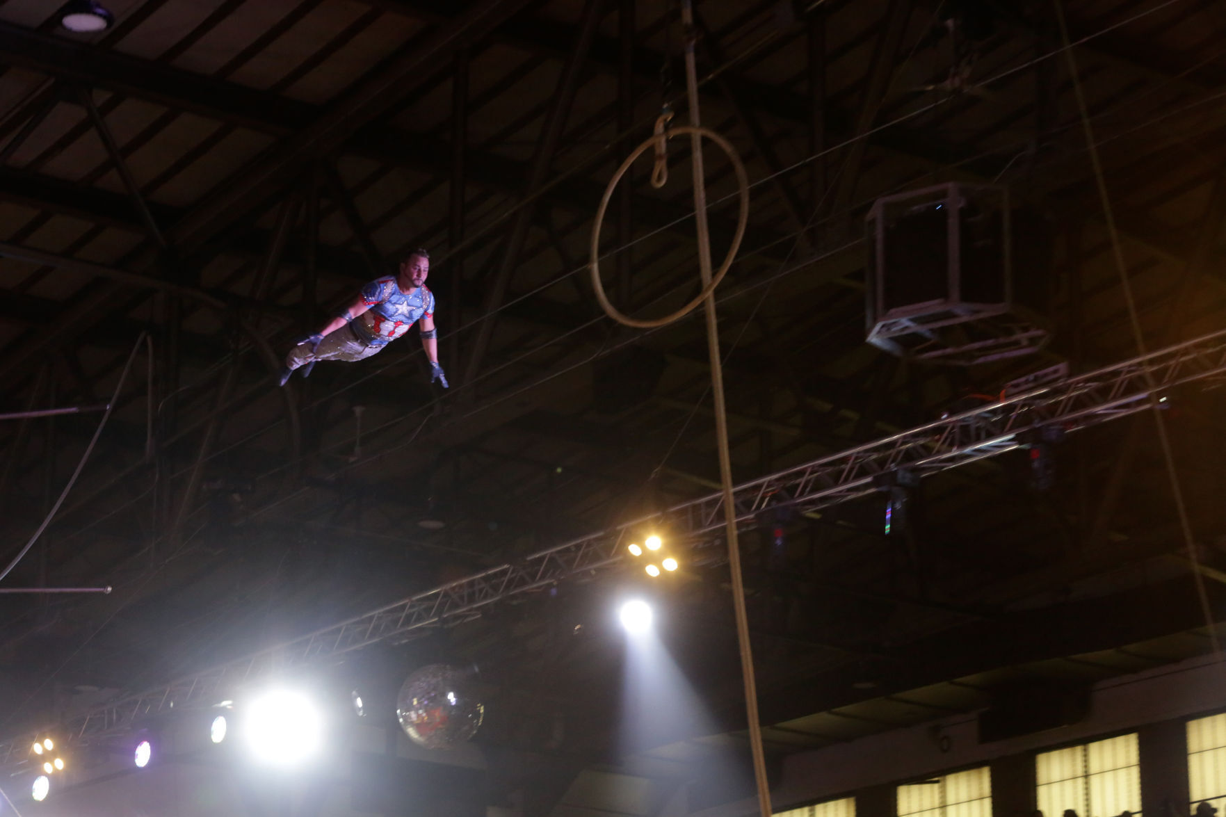 112821-nws-circus 11.jpg